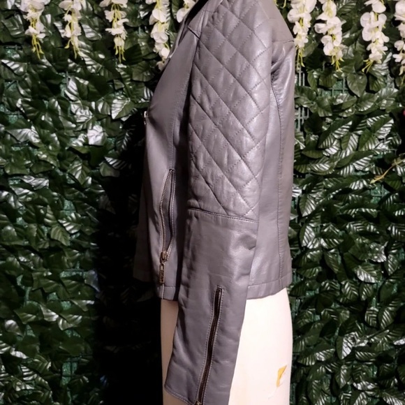 BIBA Women's Leather Jacket Zipper Light Taupe/Gray Size Medium Lining Black - Picture 2 of 6